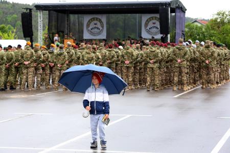 SLAVNOSTNI ZAČETEK VOJAŠKEGA TEKMOVANJA 18 FOTO LJUBO VUKELIČ